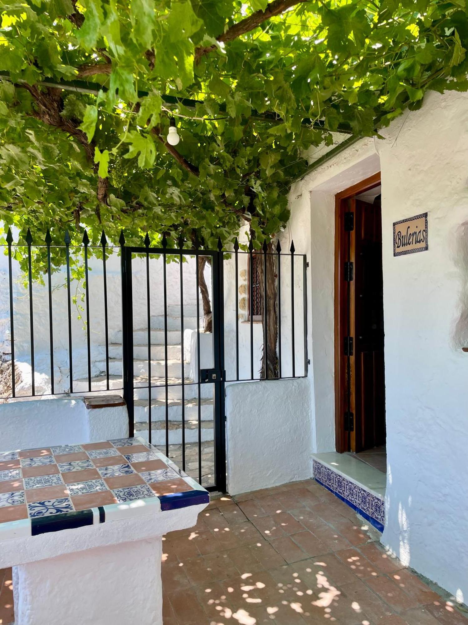 Las Casillas De La Villa Bulerias Montefrío Esterno foto